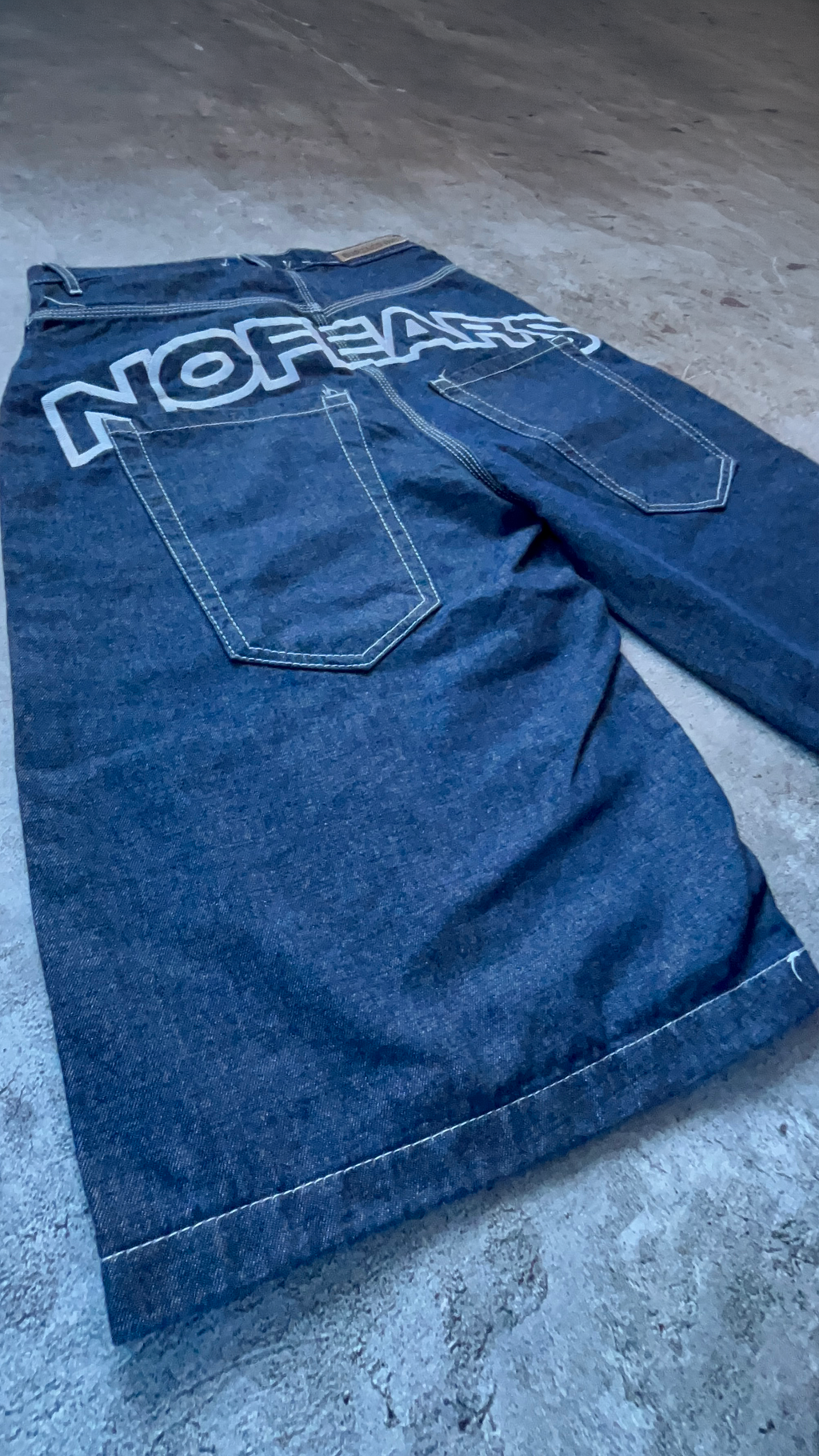 RAW BLU – BERMUDA JORT BORDADO